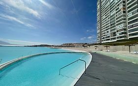 Hermoso departamento con laguna navegable